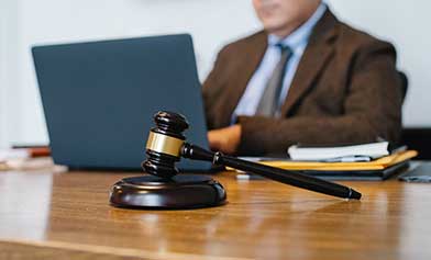 Bilişim Avukatı Nedir?