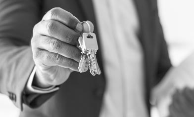 Boşanma Avukatı Yüzgeç: Mahkemeler Ev Sahiplerinin Şikayetleriyle Dolu